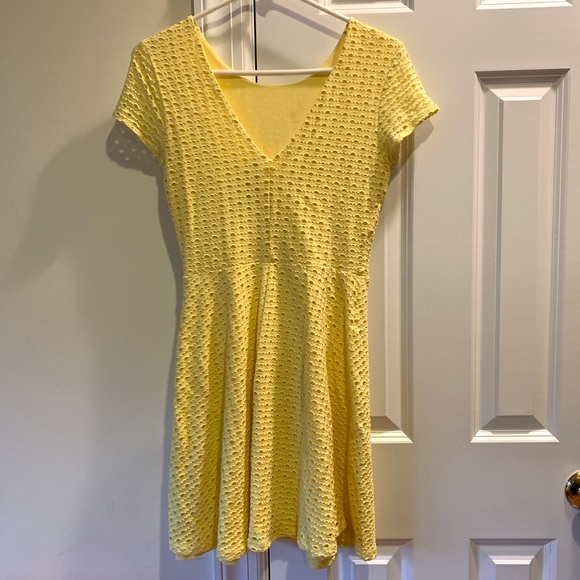 NWOT Lord & Taylor Design Lab Dress - Size Medium - Picture 3 of 5